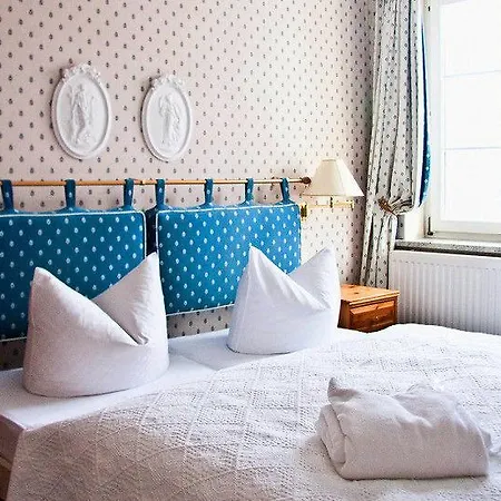 Отель Landhaus Himmelpfort Am See Фюрстенберг